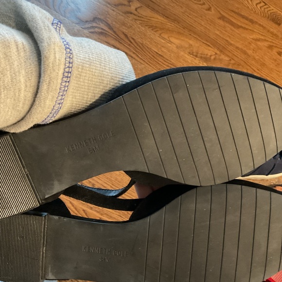 Kenneth Cole New York flats in great condition - Picture 5 of 5